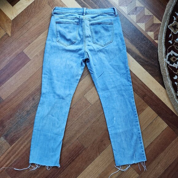 Old Navy Perfectly Straight Mid-Rise Jeans Size 6 - Picture 14 of 16